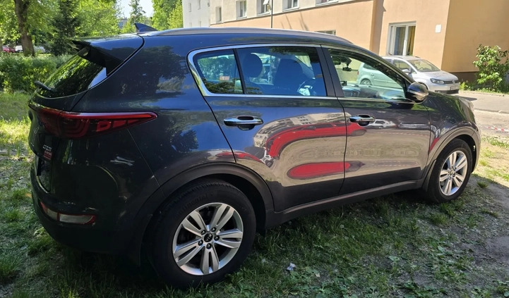 Kia Sportage cena 73900 przebieg: 69500, rok produkcji 2017 z Warszawa małe 254